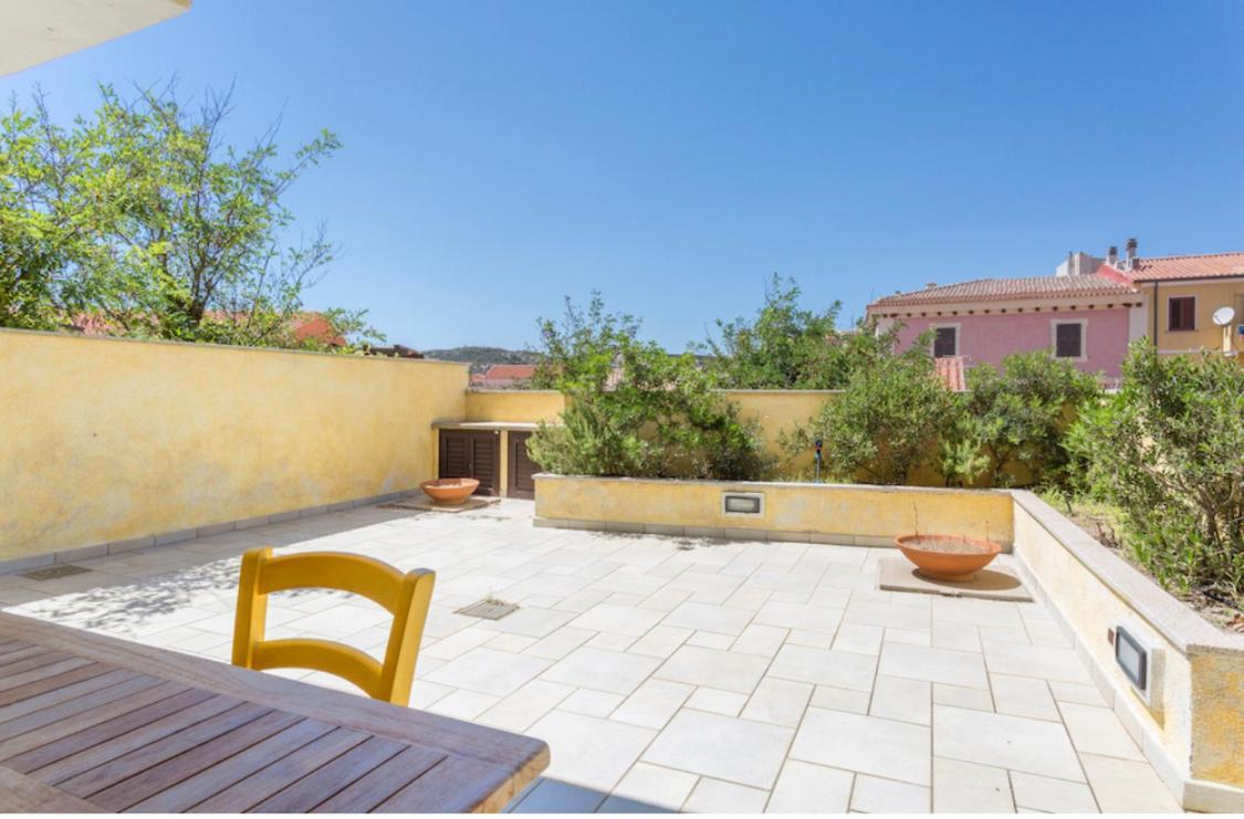 Maison Petra Lägenhet Santa Teresa Gallura Exteriör bild